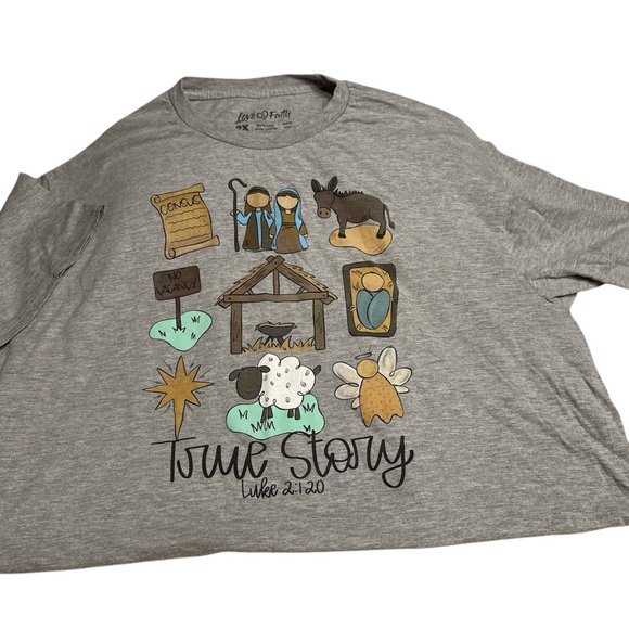 2 Christmas t-shirts - Picture 3 of 5